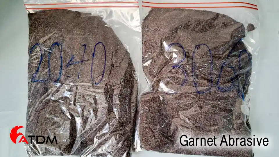 High-purity garnet abrasive grains used for industrial blasting and cutting